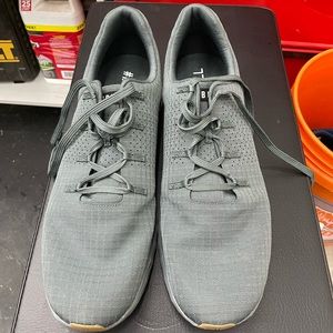 New pair of NoBull DARK GREY RIPSTOP RUNNER (MEN'S) size 13.5.